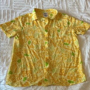 Illumination Minions Boys Yellow Casual Button-up Shirt Short Sleeves Size Large
